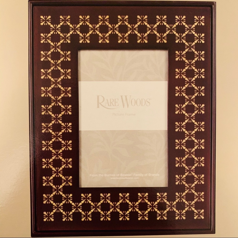 NWT 2 Rare Woods 4 x 6 Picture Frames - Picture 2 of 3
